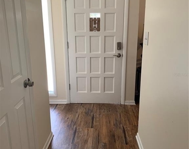 4017 Nw 36th Terrace - Photo Thumbnail 1