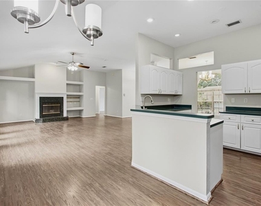 11526 Nw 16th Place - Photo Thumbnail 19