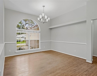 11526 Nw 16th Place - Photo Thumbnail 10