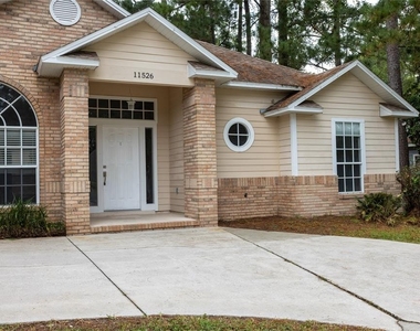 11526 Nw 16th Place - Photo Thumbnail 3