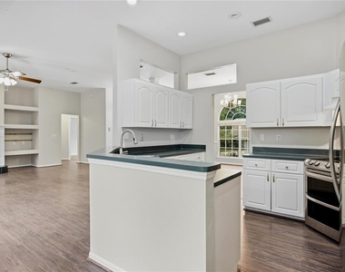 11526 Nw 16th Place - Photo Thumbnail 23
