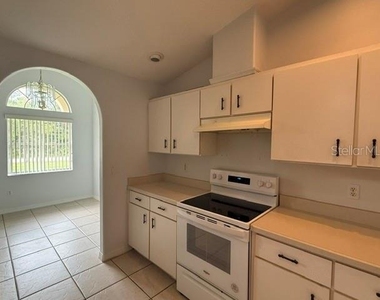 26 Pine Hurst Lane - Photo Thumbnail 7