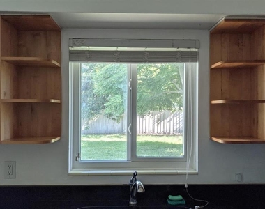 2104 Palm Terrace - Photo Thumbnail 12