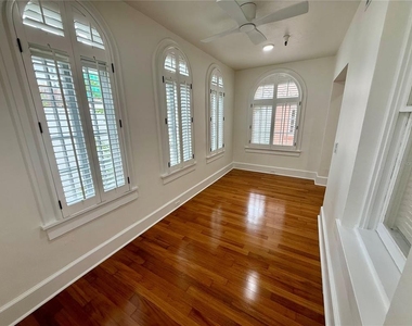 1221 N Palm Avenue - Photo Thumbnail 19