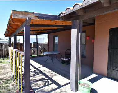 7817 West Drive - Photo Thumbnail 4