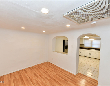 7817 West Drive - Photo Thumbnail 18