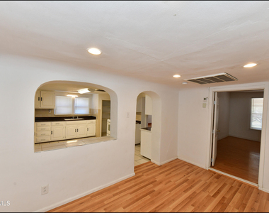 7817 West Drive - Photo Thumbnail 17