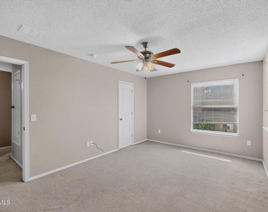 6633 Cabana Del Sol Drive - Photo Thumbnail 37
