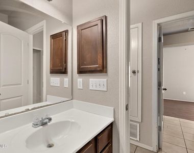 6633 Cabana Del Sol Drive - Photo Thumbnail 24