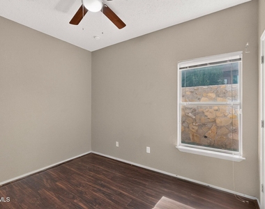 6633 Cabana Del Sol Drive - Photo Thumbnail 42