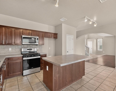 6633 Cabana Del Sol Drive - Photo Thumbnail 20