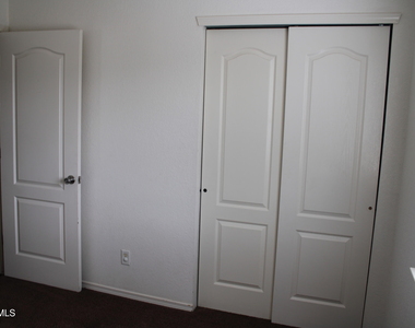 10937 Cattle Ranch Street - Photo Thumbnail 16