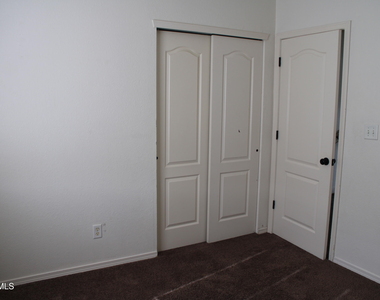 10937 Cattle Ranch Street - Photo Thumbnail 14