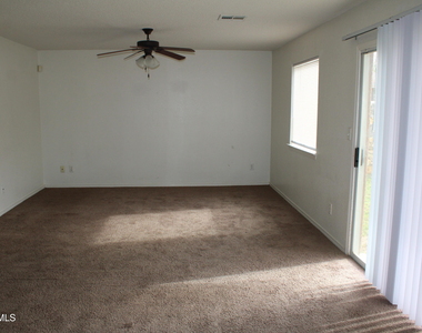 10937 Cattle Ranch Street - Photo Thumbnail 6