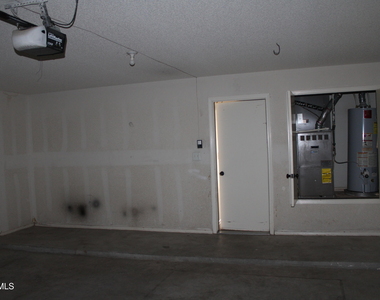 10937 Cattle Ranch Street - Photo Thumbnail 28