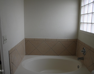 10937 Cattle Ranch Street - Photo Thumbnail 24