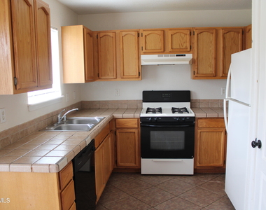10937 Cattle Ranch Street - Photo Thumbnail 9