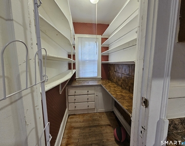33 Woodmere Road - Photo Thumbnail 12