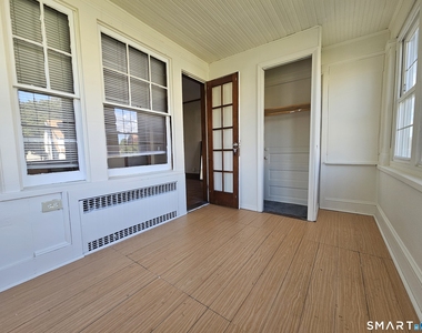 33 Woodmere Road - Photo Thumbnail 6