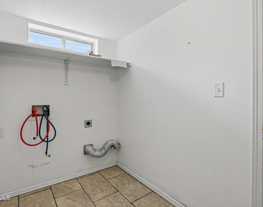 14148 Patriot Point Drive - Photo Thumbnail 10