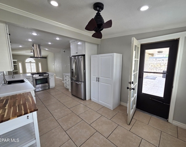 12345 Nancy Lee Avenue - Photo Thumbnail 12
