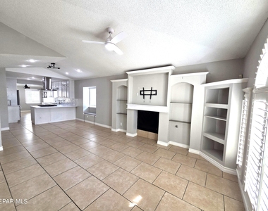 12345 Nancy Lee Avenue - Photo Thumbnail 6