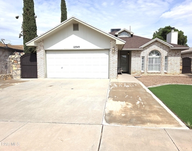 12345 Nancy Lee Avenue - Photo Thumbnail 1