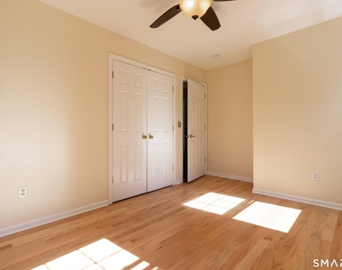 325 Farmington Avenue - Photo Thumbnail 28