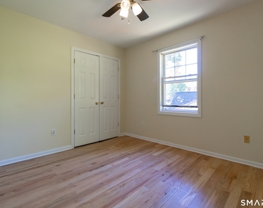 325 Farmington Avenue - Photo Thumbnail 20