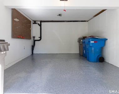 325 Farmington Avenue - Photo Thumbnail 35