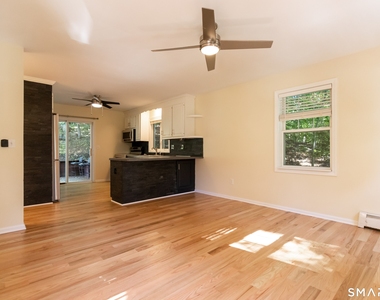 325 Farmington Avenue - Photo Thumbnail 13