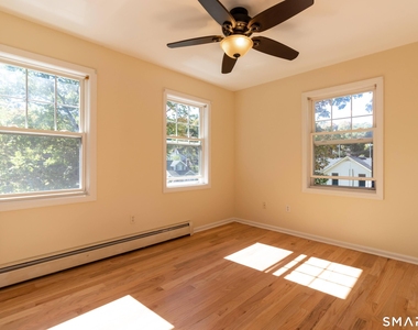 325 Farmington Avenue - Photo Thumbnail 26