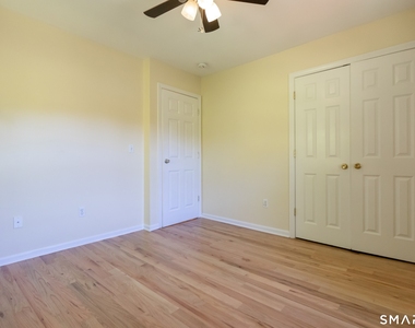 325 Farmington Avenue - Photo Thumbnail 19