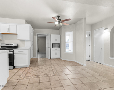 12433 Carlos Bombach Avenue - Photo Thumbnail 3