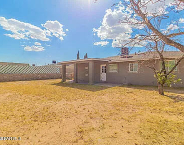 9924 Minuteman Street - Photo Thumbnail 18