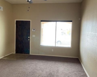 13162 Saker Drive - Photo Thumbnail 2