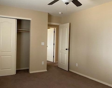 13162 Saker Drive - Photo Thumbnail 20