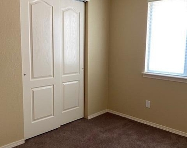 13162 Saker Drive - Photo Thumbnail 18