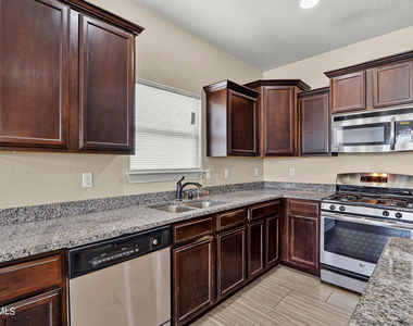 14475 Alyssa Marie Drive - Photo Thumbnail 11