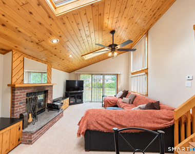 91 Bertrose Avenue - Photo Thumbnail 11