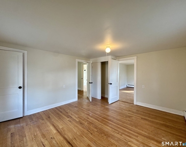 126 Beecher Street - Photo Thumbnail 3