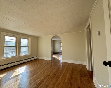 126 Beecher Street - Photo Thumbnail 9