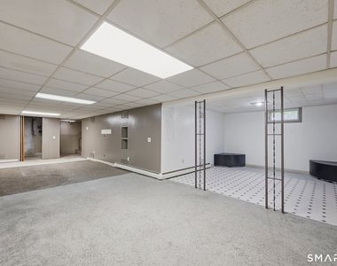 72 Graham Road - Photo Thumbnail 32