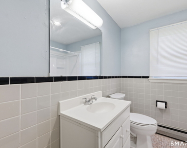 72 Graham Road - Photo Thumbnail 16