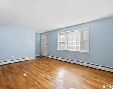 72 Graham Road - Photo Thumbnail 5