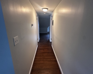 138 Warren Street - Photo Thumbnail 2