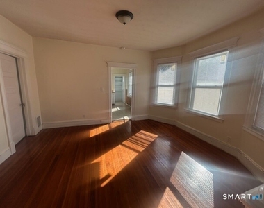 36 James Street - Photo Thumbnail 6