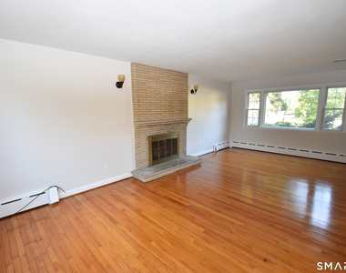 1838 Main Street - Photo Thumbnail 6