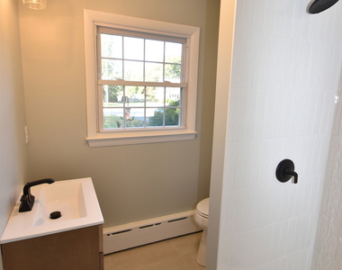 1838 Main Street - Photo Thumbnail 11