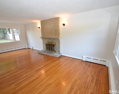 1838 Main Street - Photo Thumbnail 9